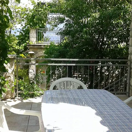 Apartament Marina *