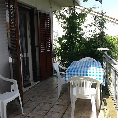 Apartament Marina *