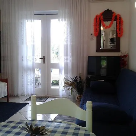 Apartament Marina