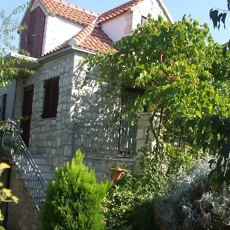 Apartament Marina *