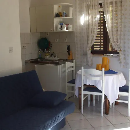 Marina Apartament *