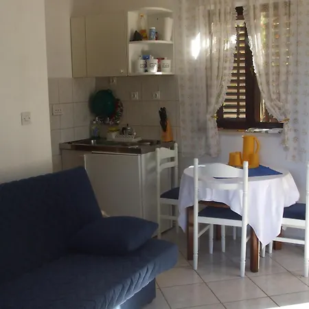 アパート Marina スペタル